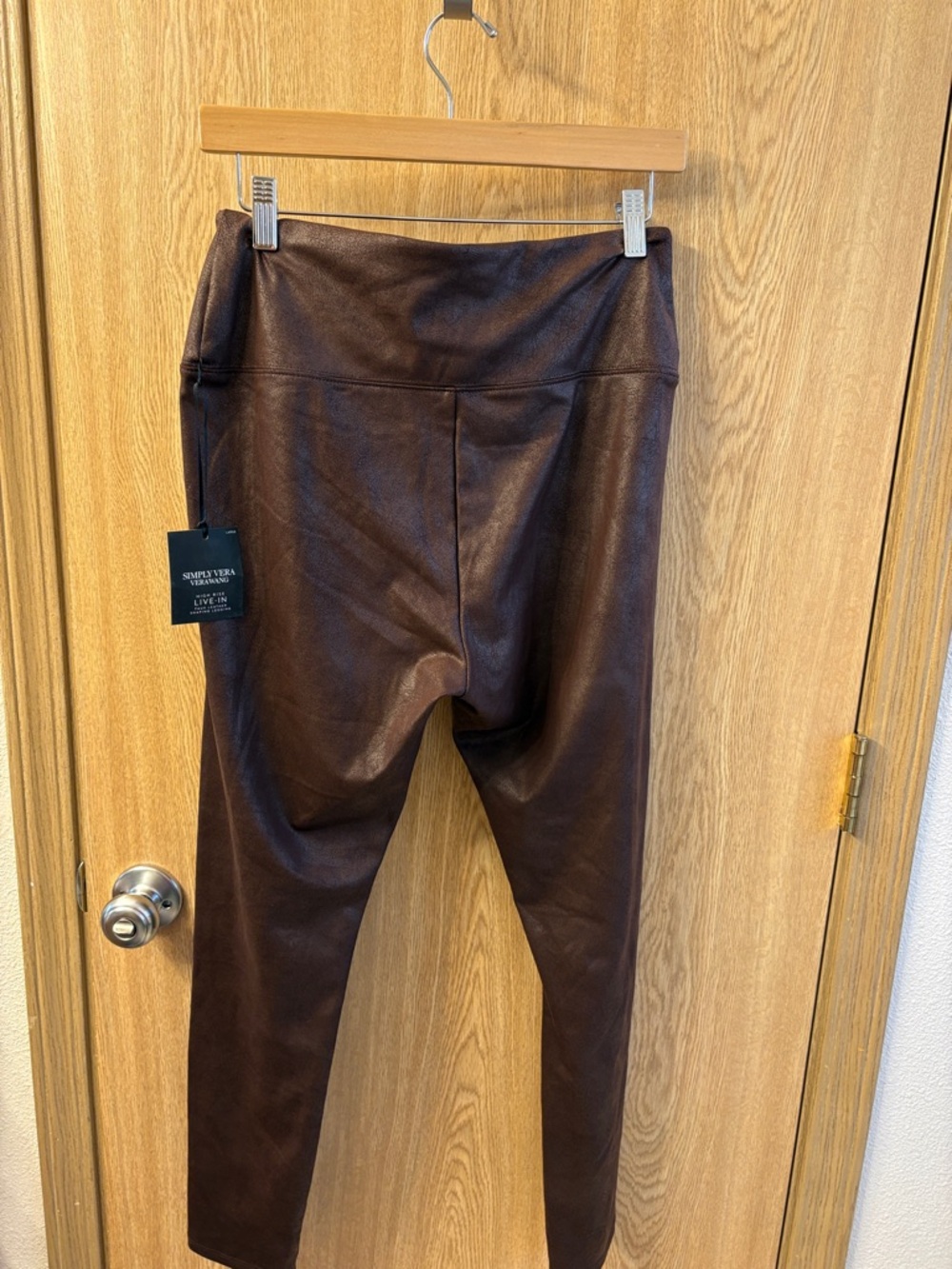 Simply Vera Vera Wang Brown Faux Leather High-Rise Leggings - Picture 3 of 3